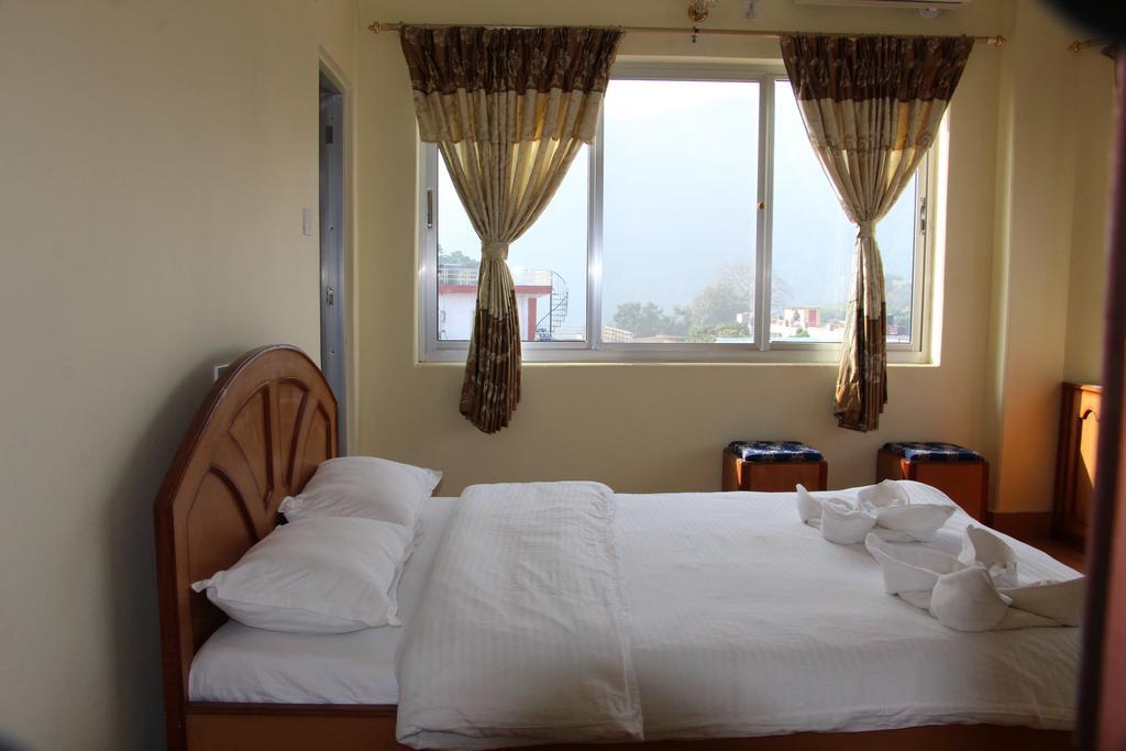 Hotel Milarepa Pvt Ltd Pokhara Exterior foto